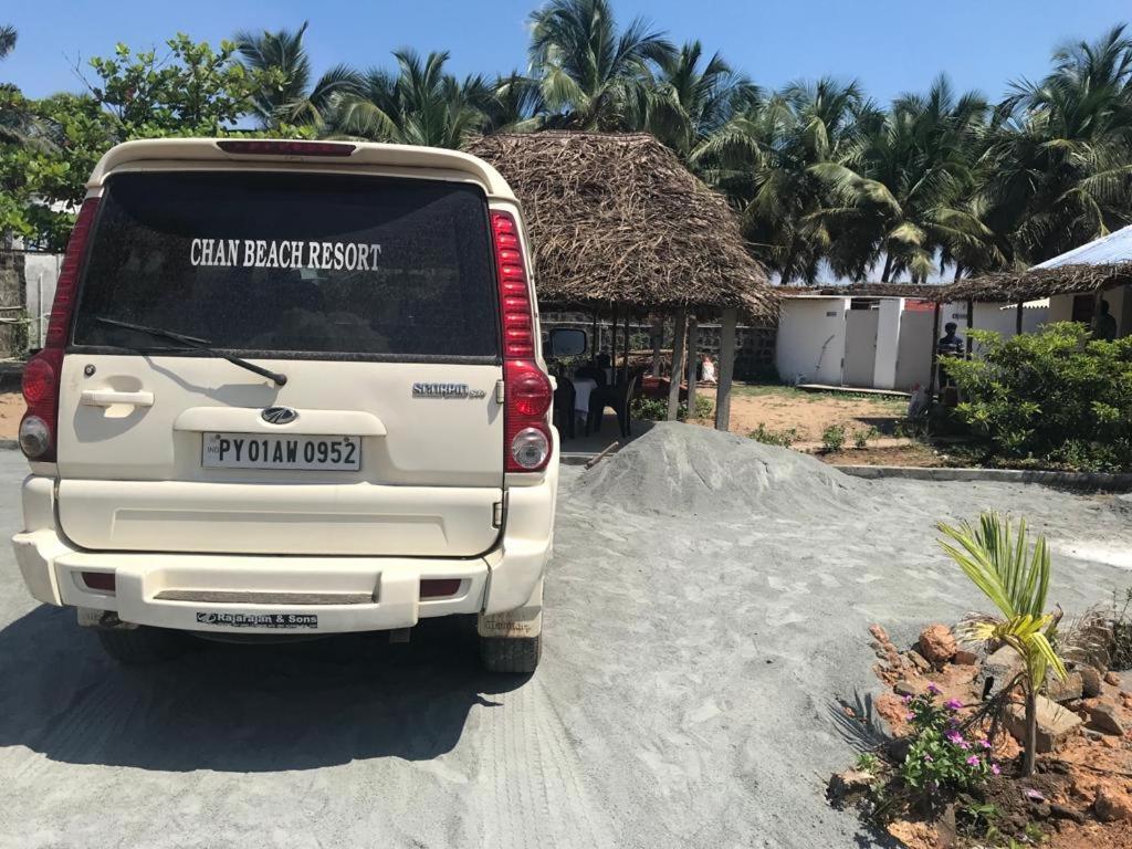 Chan Beach Resort Bahur エクステリア 写真